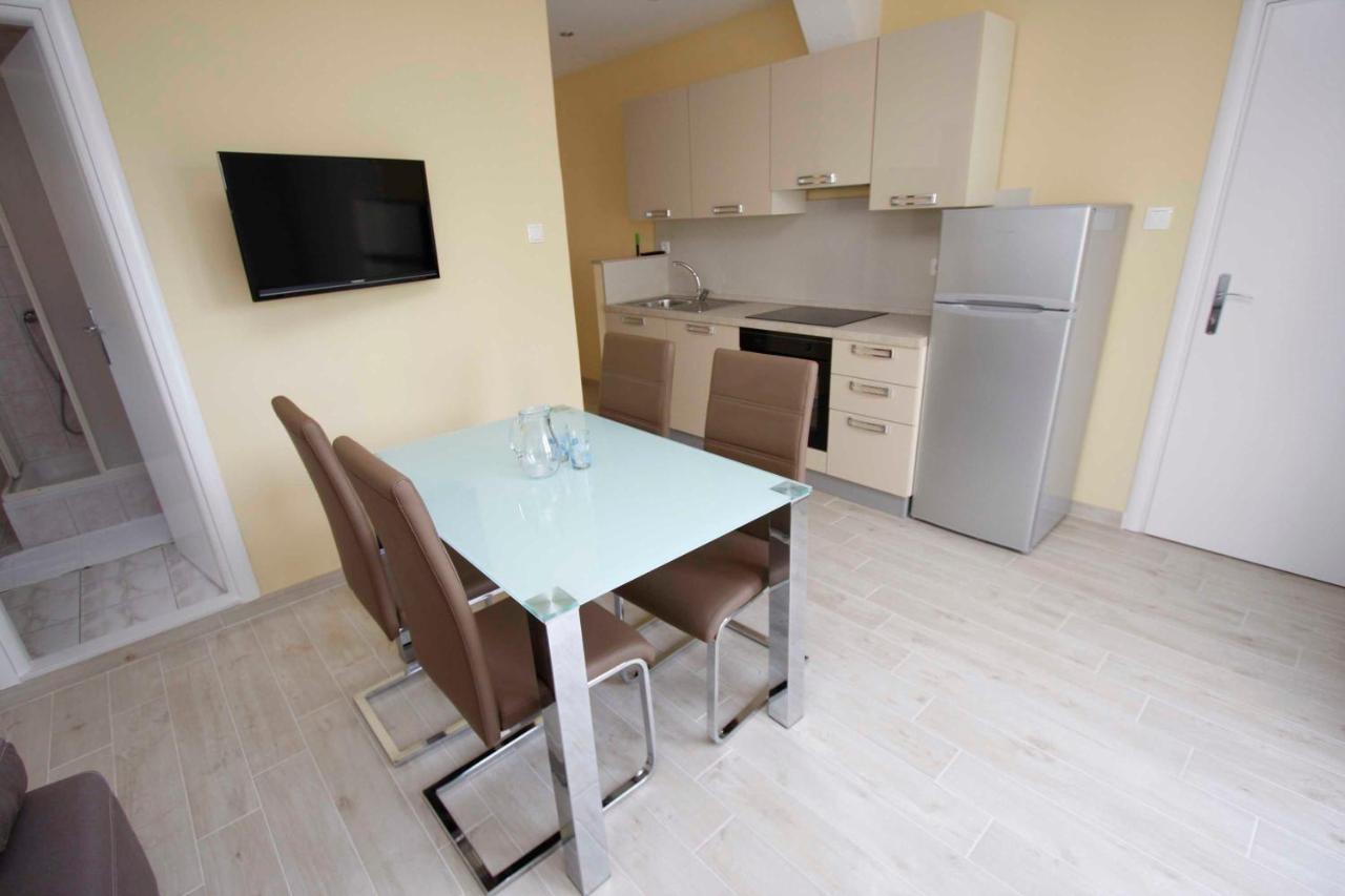 Mitan Apartman Tucepi Ngoại thất bức ảnh