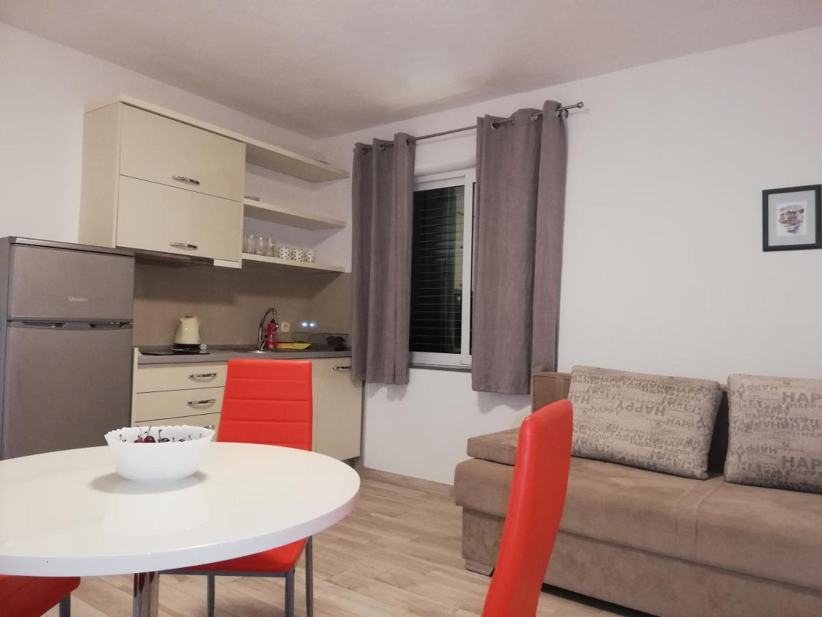 Mitan Apartman Tucepi Ngoại thất bức ảnh