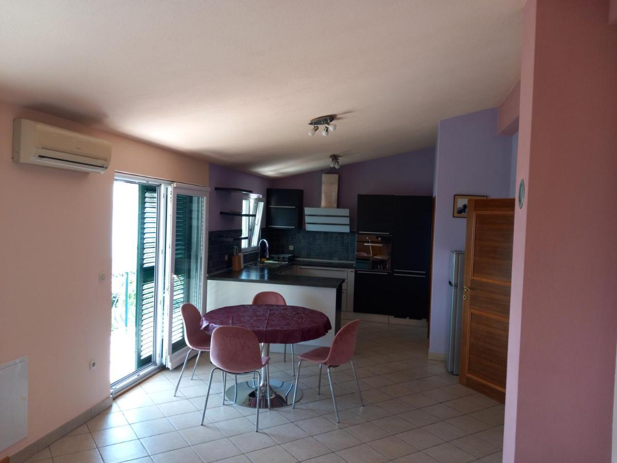 Mitan Apartman Tucepi Ngoại thất bức ảnh